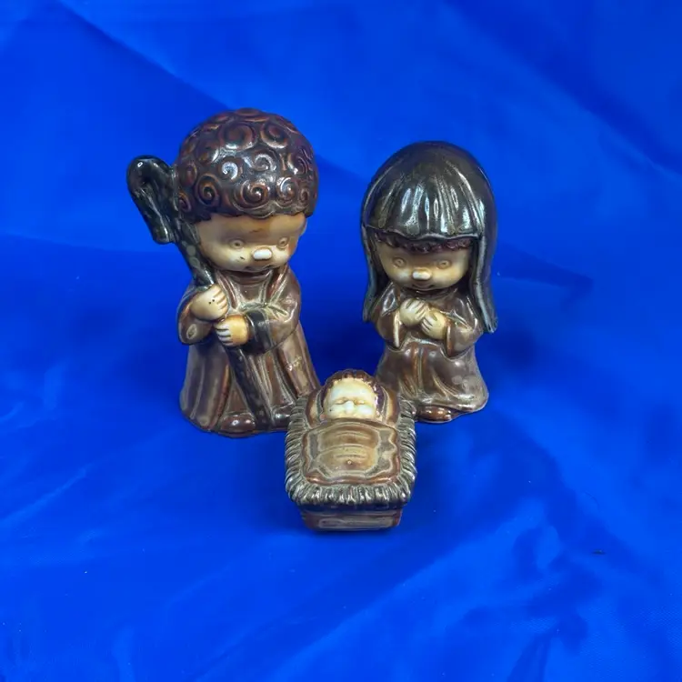 Vintage CCCC Japan Nativity Scene with Mary Joseph & Baby Jesus