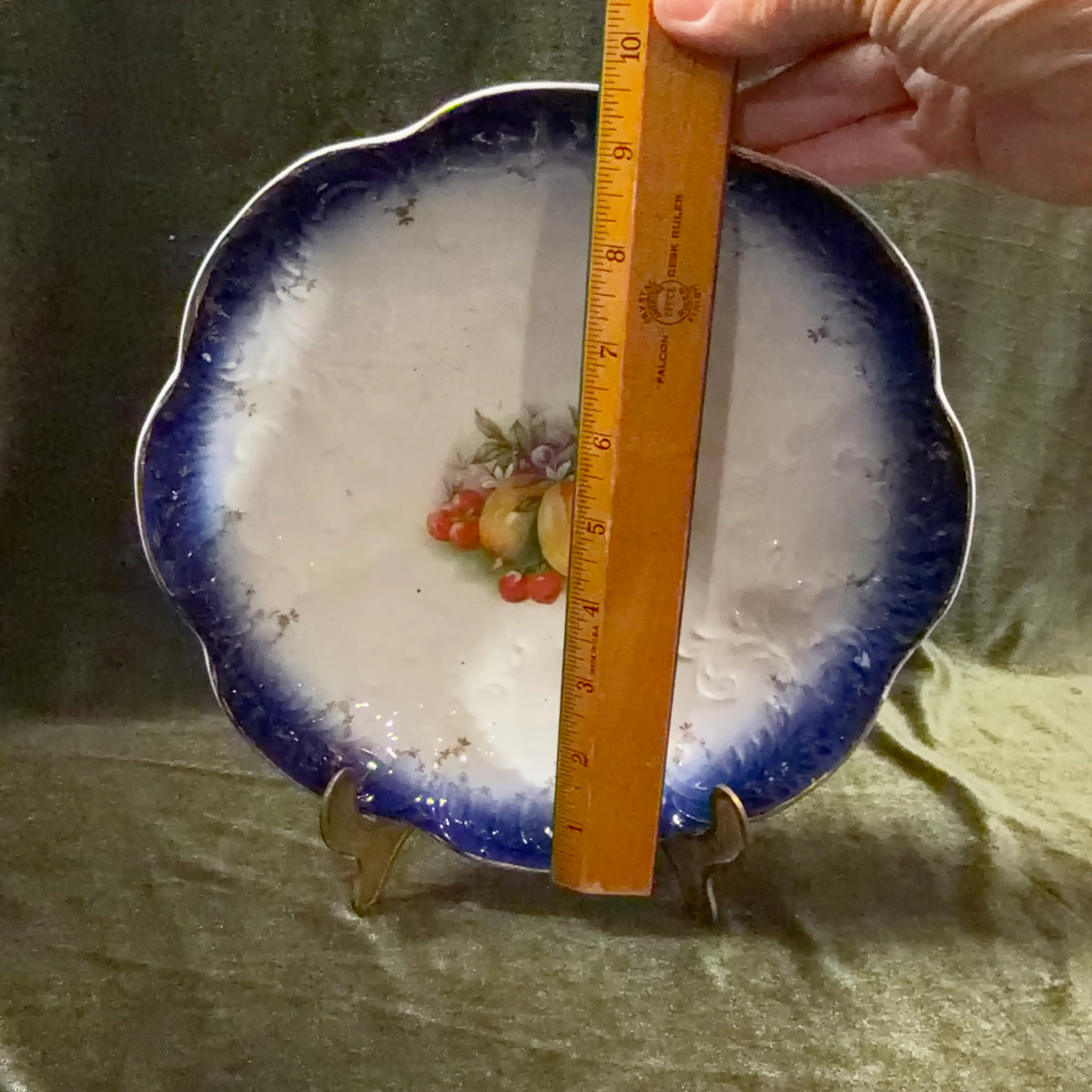 Image 2 of 9
