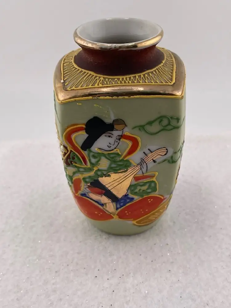 Vintage Satsuma Pottery Vase With Dragon, Woman Playing Instruments 3.5" Tall x 2" Wide