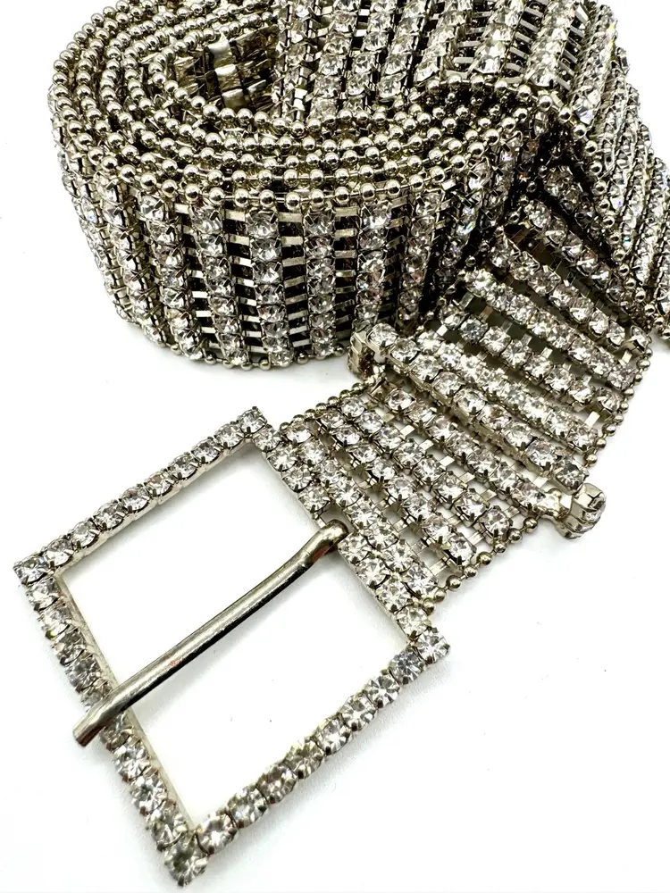 Vtg Rhinestone Belt Eight Row Prong Set Rhinestones Chain Link LARGE 48” Silver