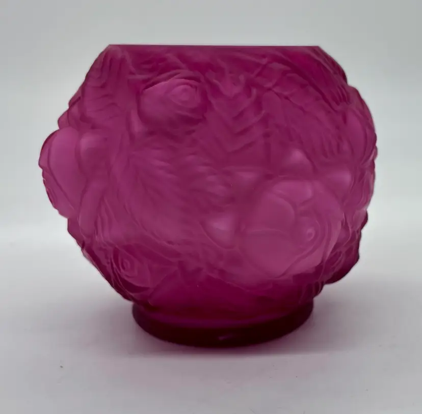 Vintage  Fenton LG Wright Puffy Pink Roses Cased Glass Vase