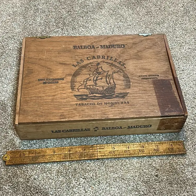 Rectangular Wood Hinged Lid Cigar Box Storage Container