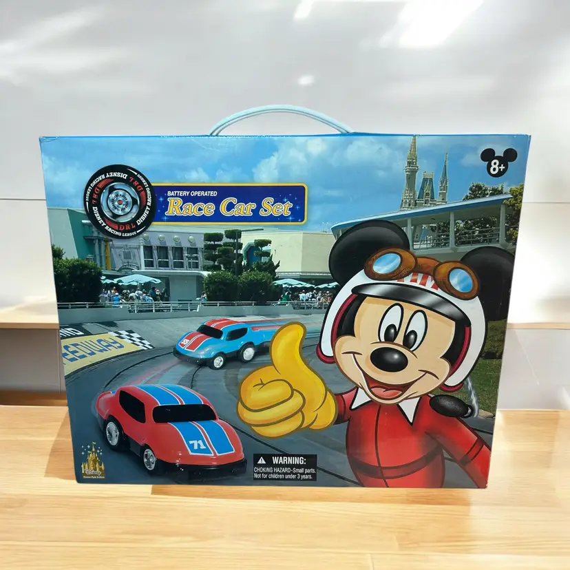 Rare Disney Theme Park Race Car Set DRL Speedway Battery Operated New Sealed