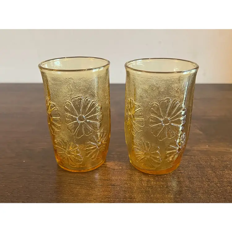 HoneyGold Daisy Juice Glasses 