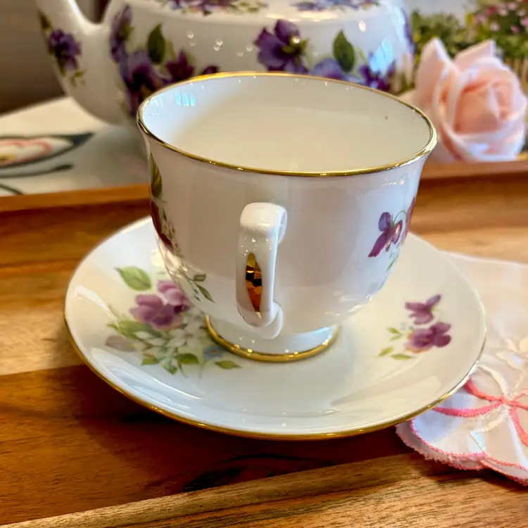 Sadler Wellington Purple Violet Blossoms Bone China Teacup and Saucer England