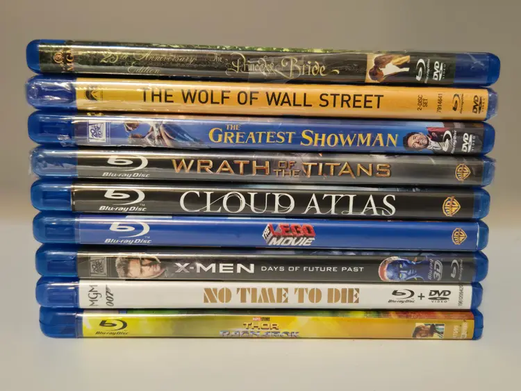 Lot of 9 Blu-ray Movies Assorted