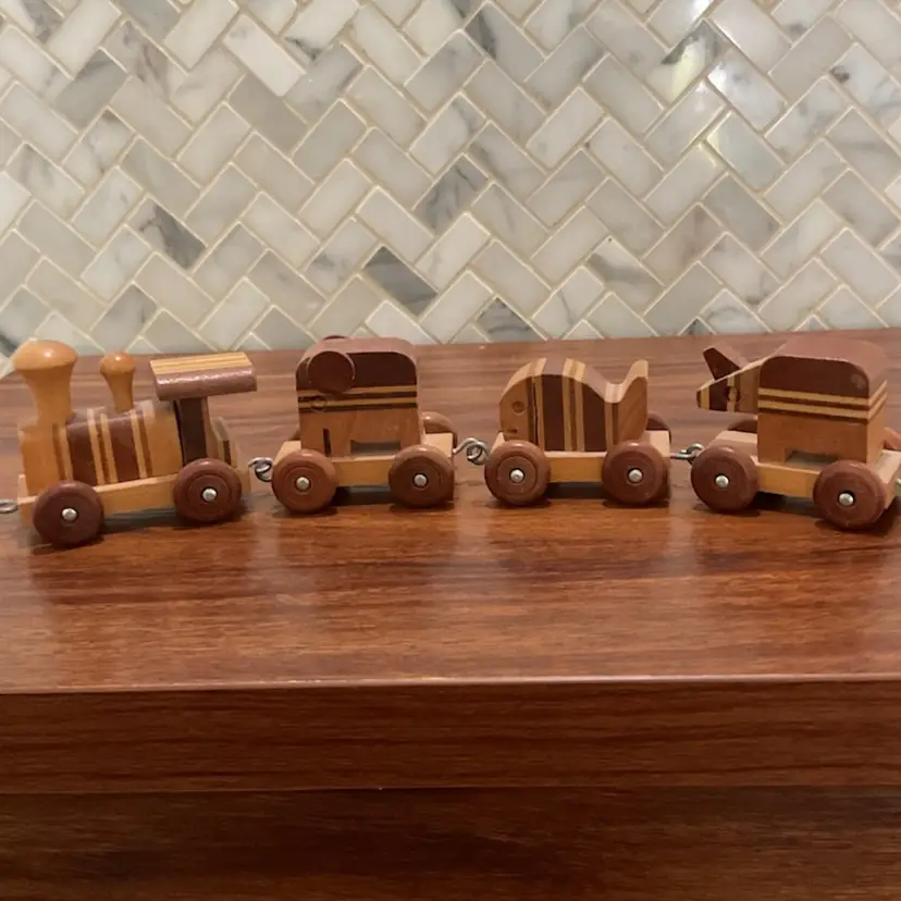 106d Mini Wood Train