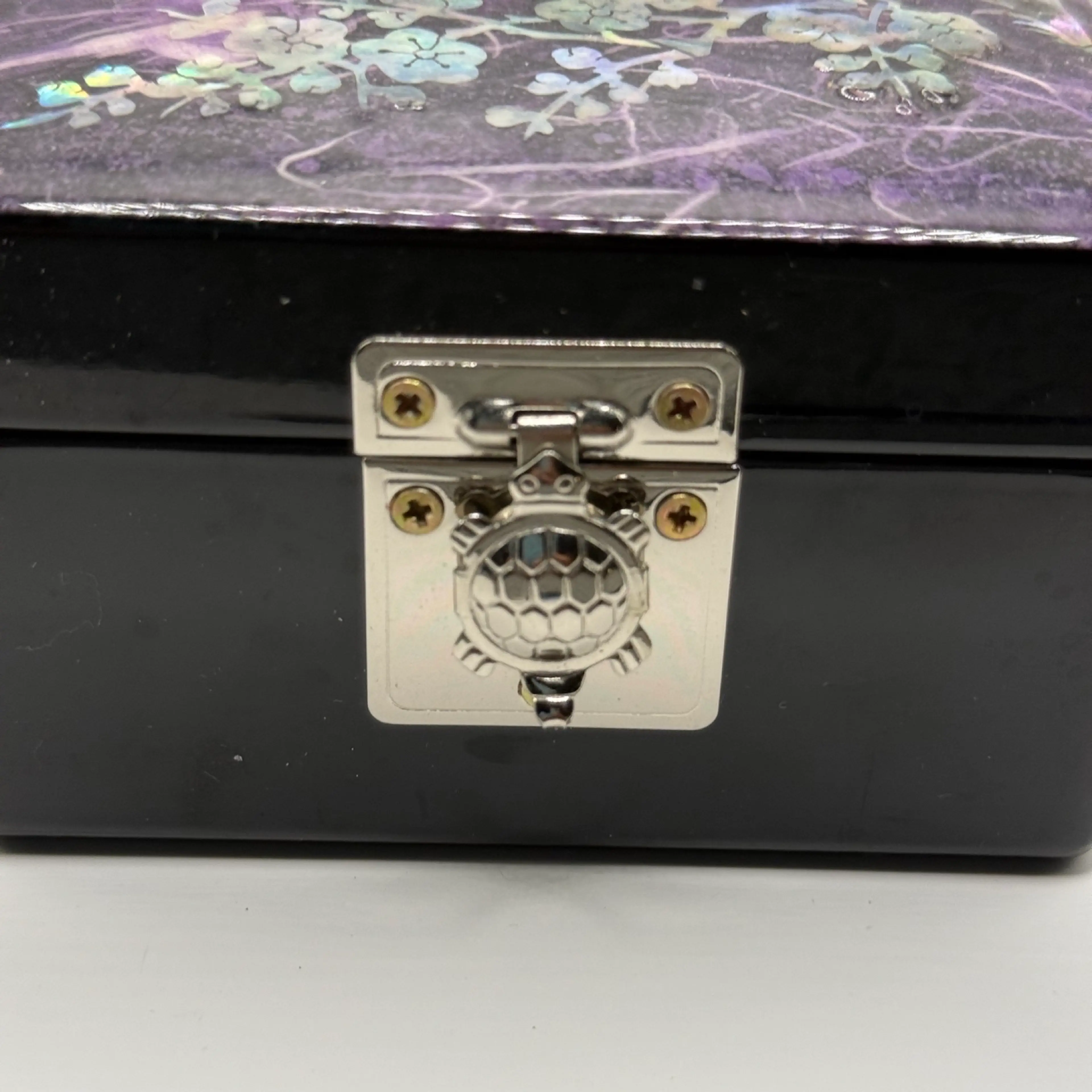 Image 4 of 4