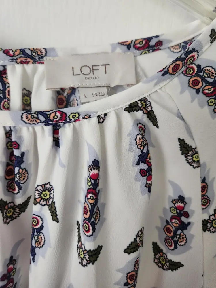 Women's Blouse Loft Size Large