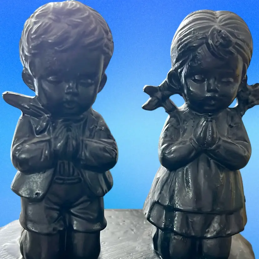 Pair of vintage coal Carved figurines depicting a boy and girl praying. No Markings. 5”x5”