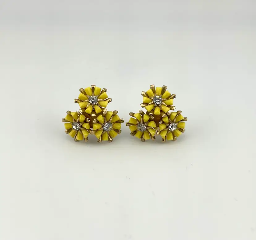 Vintage Coro Gold Tone Yellow Plastic and Rhinestone Flower Screw Back Earrings 1”
