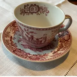 Spode Teacup. Girl At Well -pink