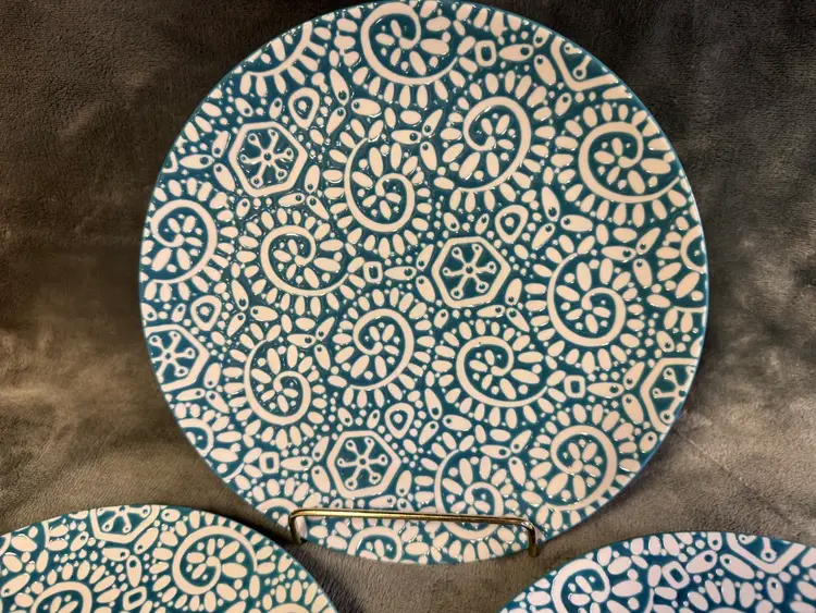 Set Of 3 Crate & Barrel Kate Spade Blue Dinner Luncheon Plates Geometric 8.5” EC