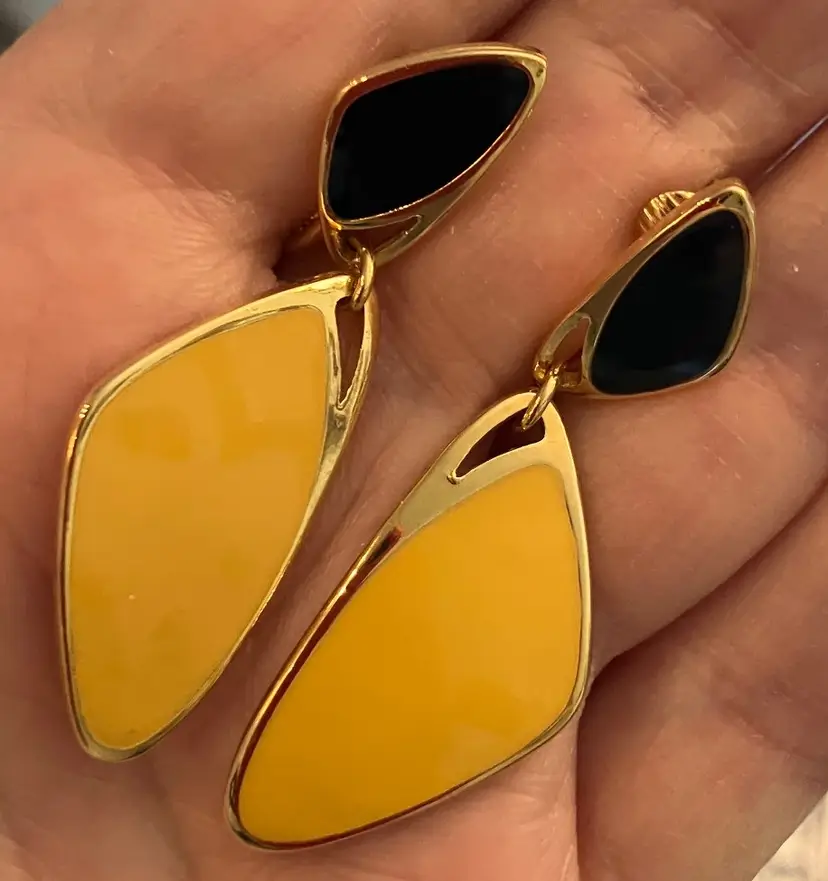 VTG Avon 1980s "Color Counterpoint" Geometric Enameled Gold-tone Clip-on Earrings