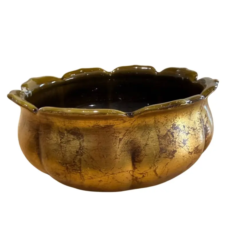 Stangl Pottery tulip-form planter or vase, featuring a sienna glaze with hand-painted 22k gold accents