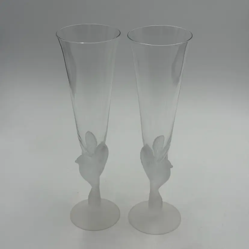 Sasaki Wings Pair Of Crystal Champagne Glasses Flutes Frosted Glass Dove Birds