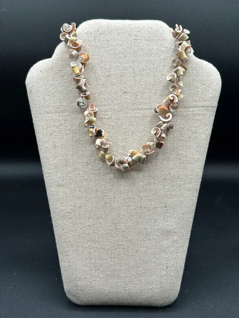 Vintage 1970s Hawaiian Necklace Cone Shell Heishi Boho Surfer Beach Chic Choker