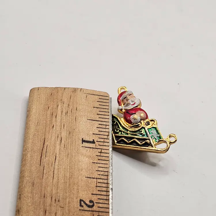 Gold Tone Brooch pendant Christmas Santa Claus