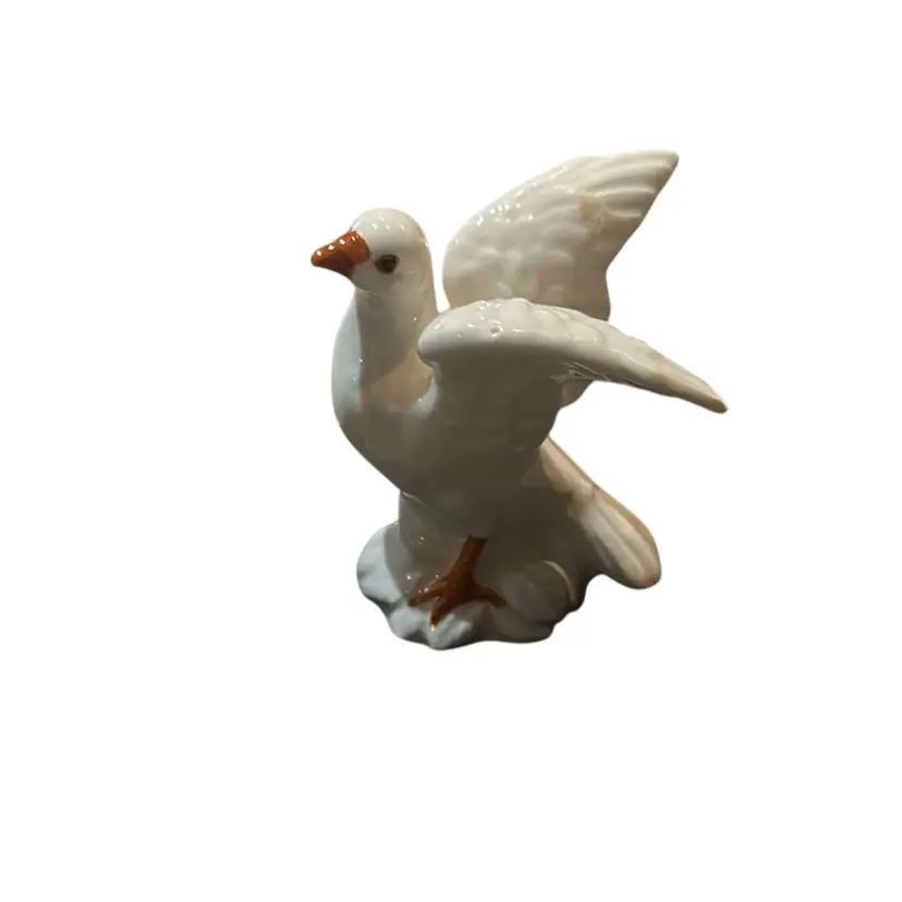 Vintage Inarco Japan White Dove Porcelain Figurine Bird  2-3/4”
