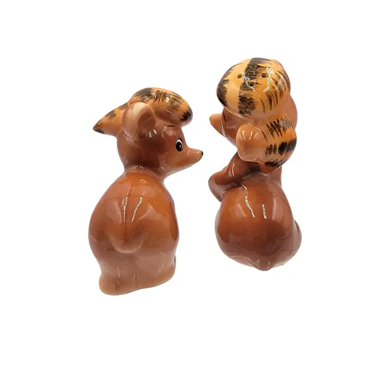 Vintage Victoria Japan Ceramic Bear Salt & Pepper Shakers With Raccoon Hats