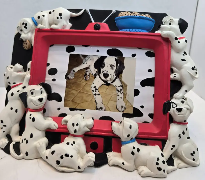 Walt Disney 101 DALMATIANS PHOTO FRAME Puppies Watching Climbing TV 3 x 5 Size