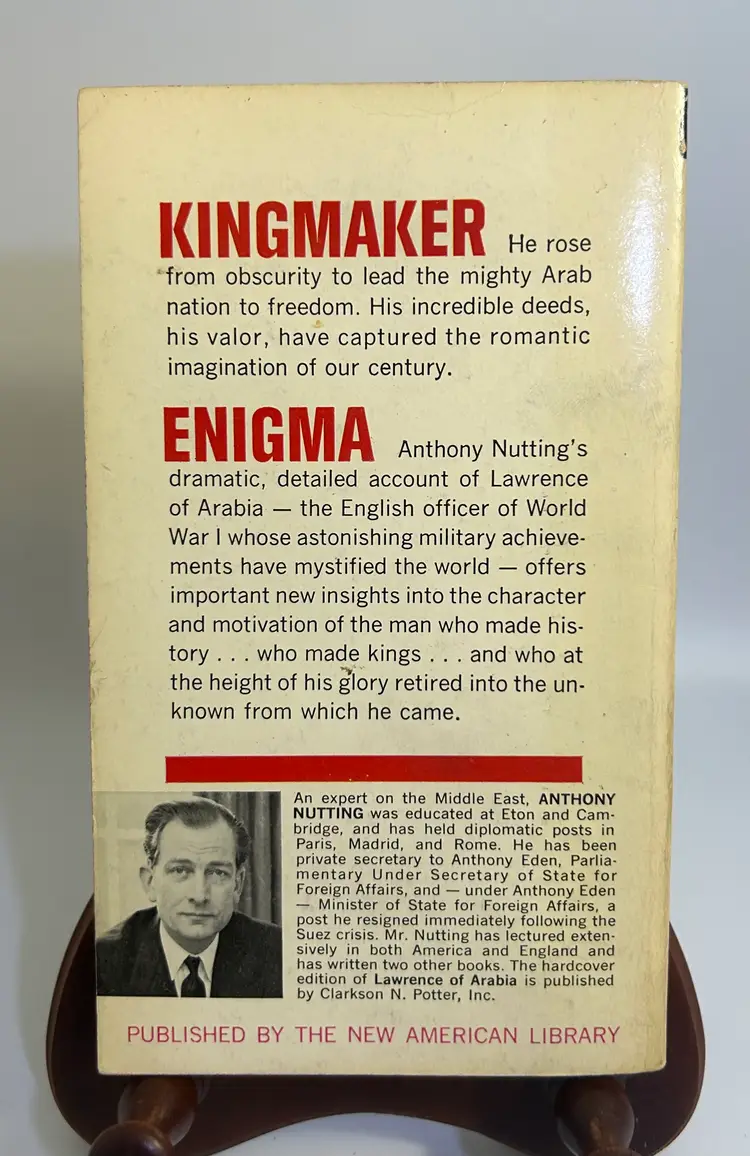 Vintage 'Lawrence of Arabia' by Anthony Nutting Paperback Book 1962 Signet