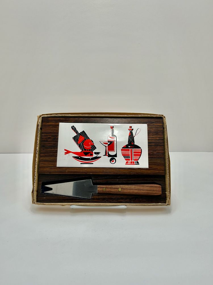 Apex MCM New in Box Small Cheese Board with Knife