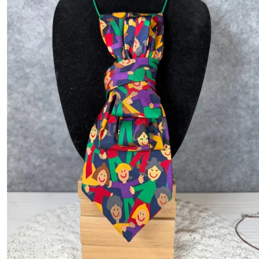 Made By Me: Upcycled Vintage Tie Necklace – One-of-a-Kind Statement Piece