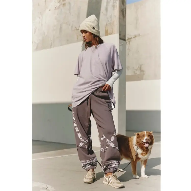 NWT FREE PEOPLE MOVEMENT SNOW FLOW JOGGERS