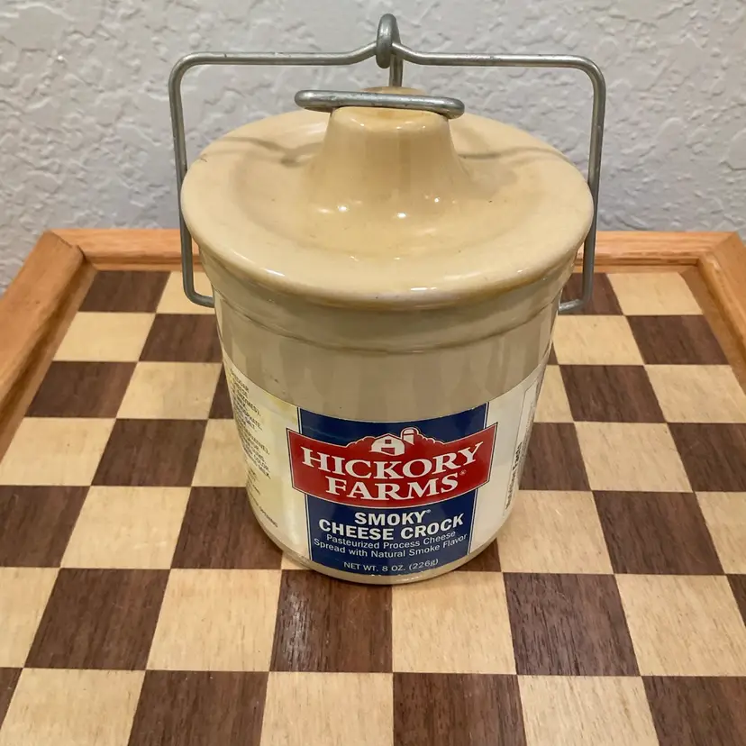 CHOICE SMALL CROCK WITH METAL LID CLOSURE