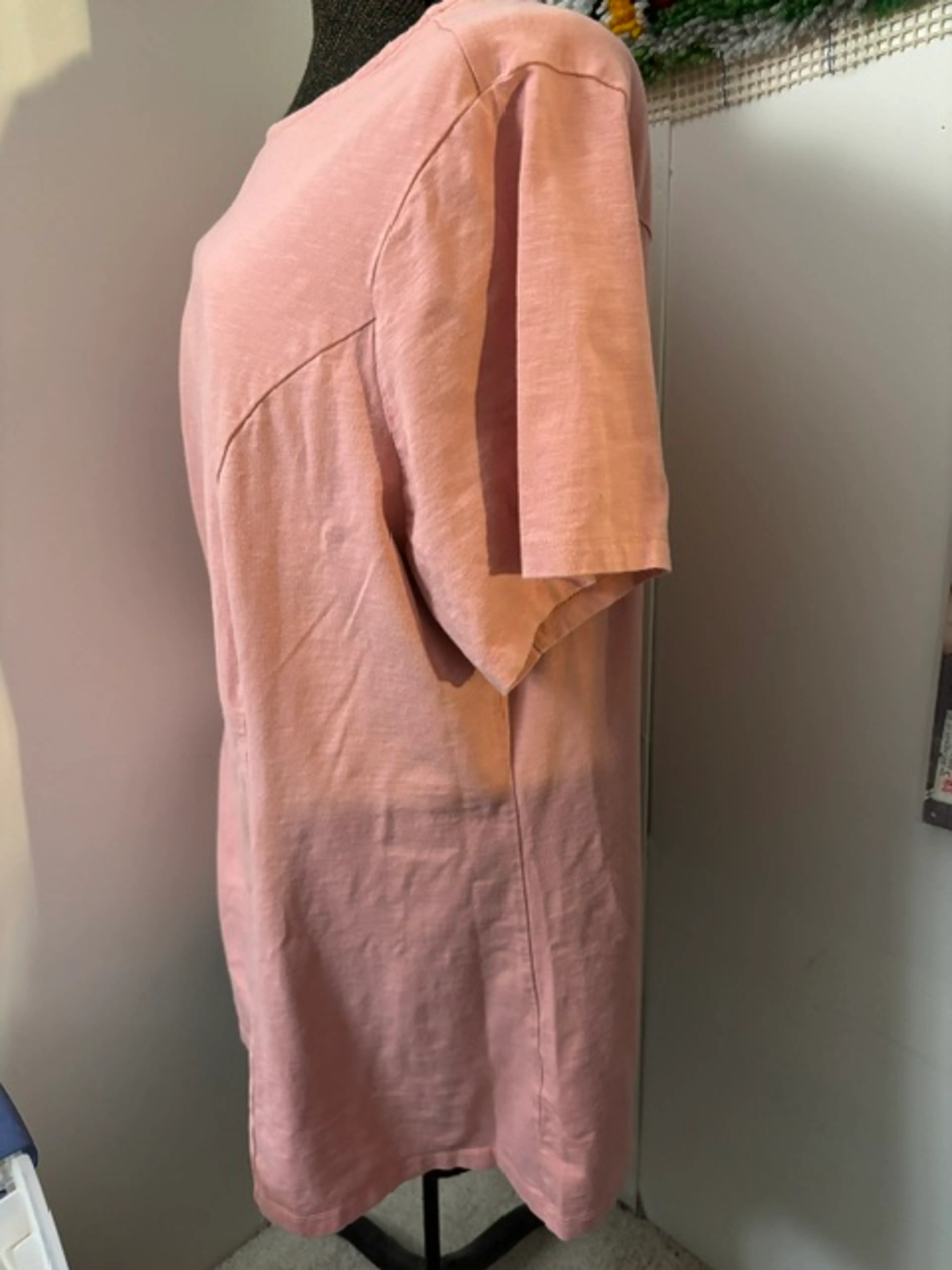 Image 2 of 4