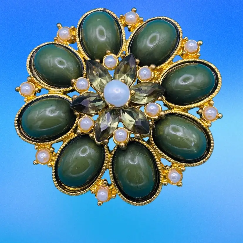Vintage Olive Green Cabochon & Pearl Floral Brooch – Mid-Century Statement Jewelry