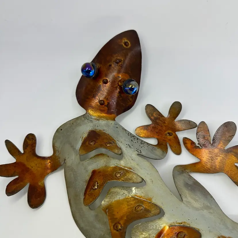 Lizard Metal Art With Glass Eyes Wall Hanging