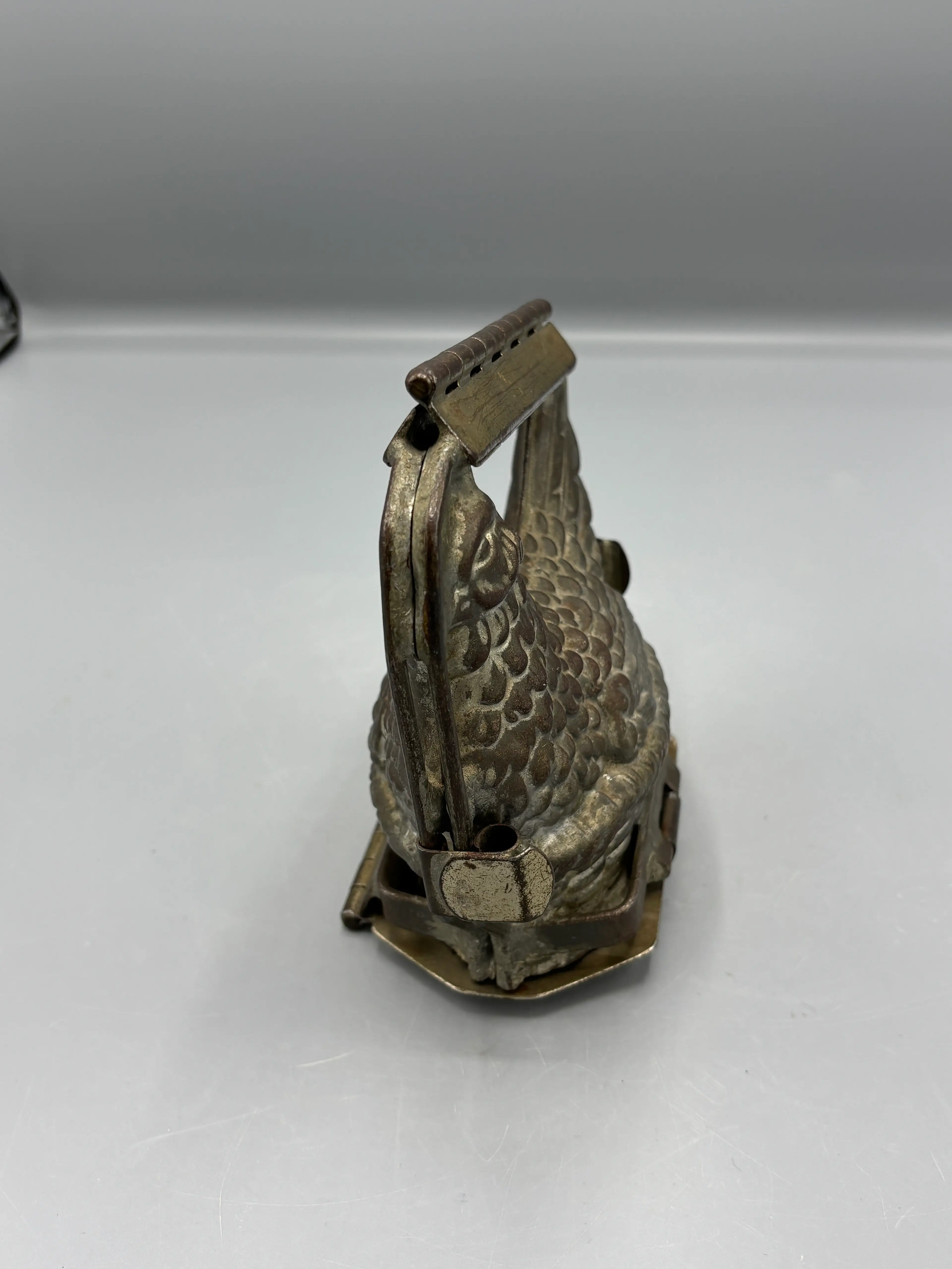 Image 2 of 7