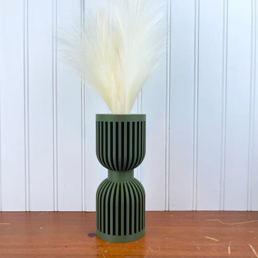 Unique Modern Bud Vase, The Lira Vase, 3D Printed, Unique Vase, Bookshelf Table Decor, Plant Lovers, Multiple Colors