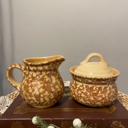 Vintage Pfaltzgraff USA Spongeware Sugar Bowl and Creamer Set