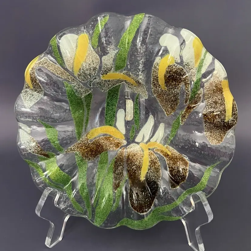 SYDENSTRICKER Fused Art Glass Vintage Round Ruffled Bowl With White Iris 8.5”