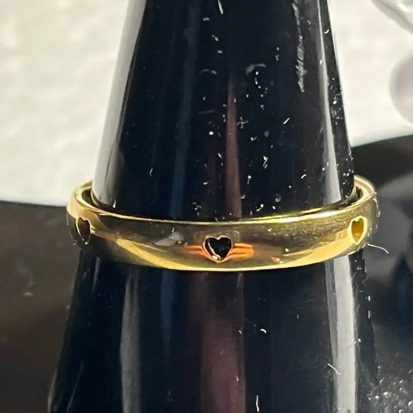 Stainless Steel Ring As Pictured Size 7.5