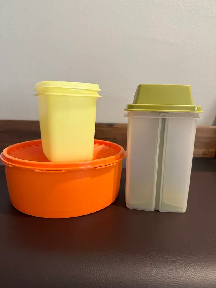 Vintage Tupperware Lot of 3 Orange Servalier Yellow Shelf Saver Green/Clear Pickle Keeper w/ Lids