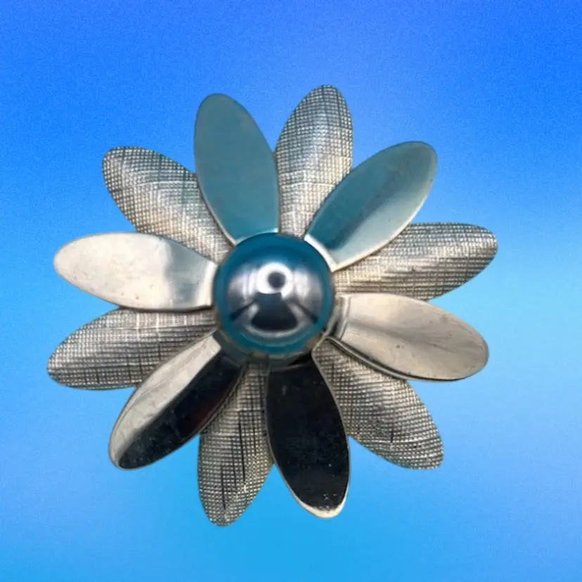 Vintage Sarah Coventry Silver-Tone Daisy Flower Brooch, Layered Petals, Signed