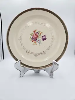 #TR33 Stetson Made in USA Floral Plate