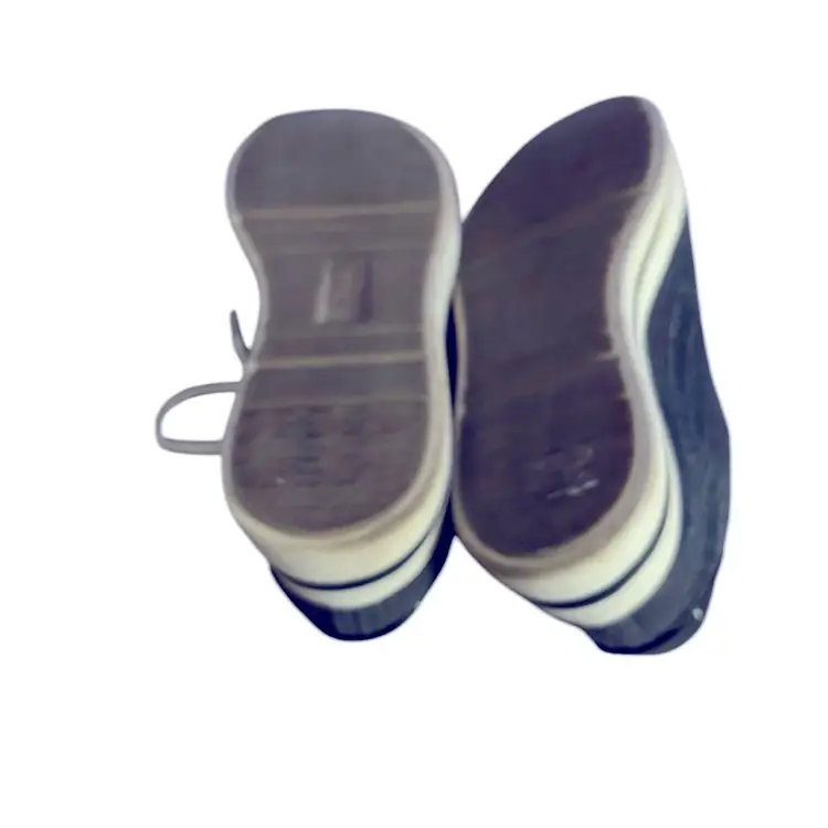 CLARKS CLOUD STEPPERS Wm's Sz 9
Cushioned Comfort Sneakers