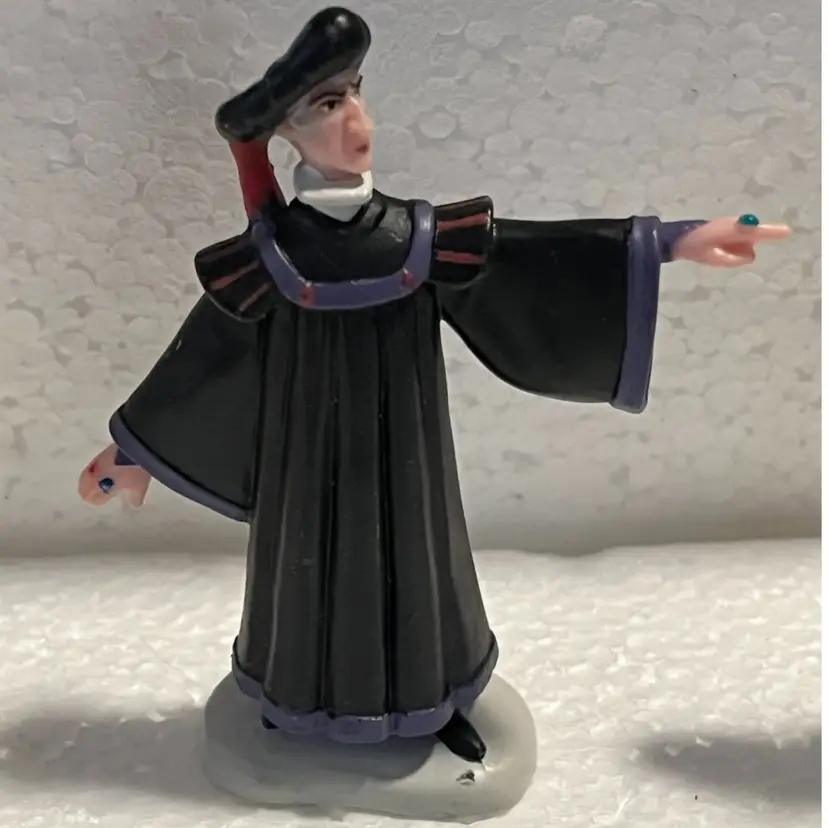 Disney PVC Figurine As Pictured