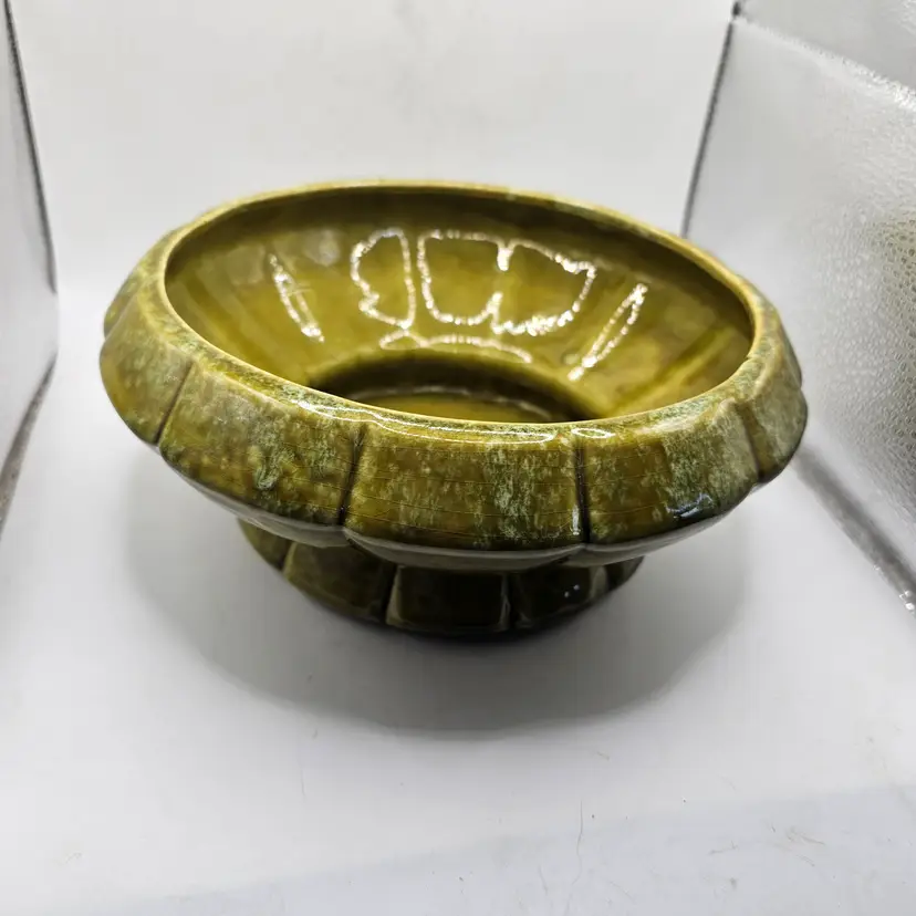 Vintage serving bowl fruit dish Centerpiece Avacado Green MCM