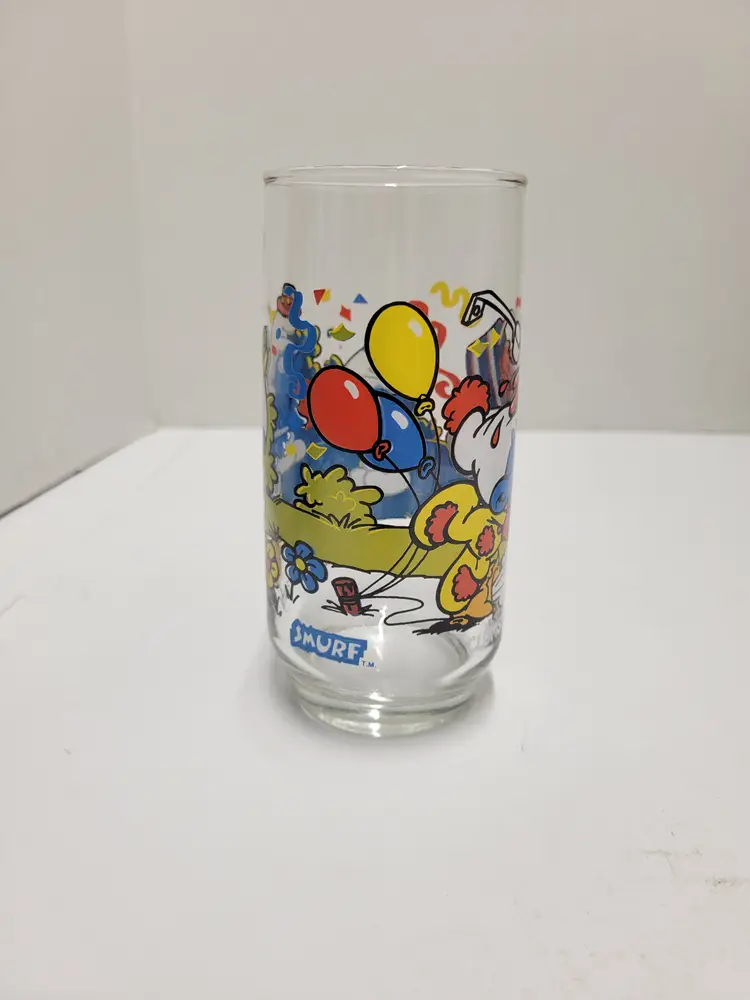 Smurf Drinking Glass "Clumsy Smurf"  Peyo 1983