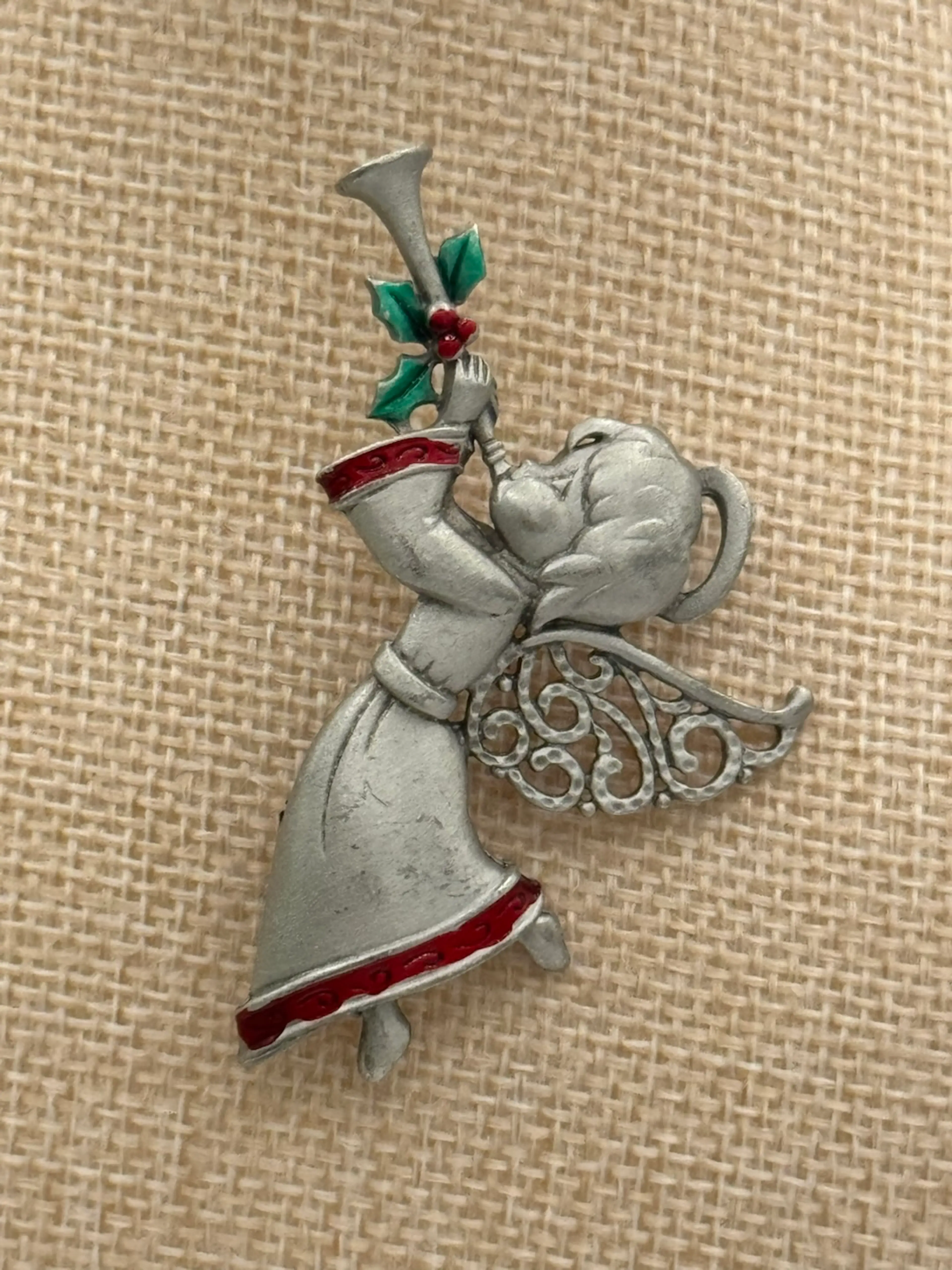 Image 4 of 6