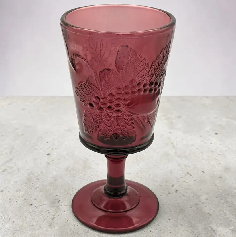 Strawberry And Currant Amethyst Purple Wine Water Goblet Stem Glass LG Wright