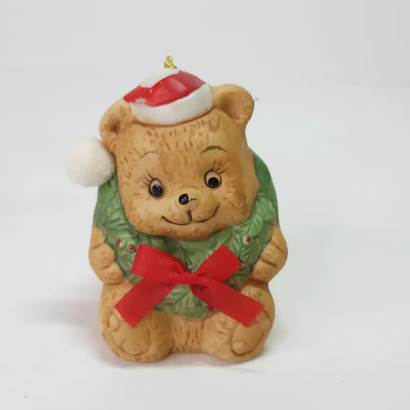 BOA Vintage Wreath Bear Christmas Ornament Bell 1986 Taiwan Ceramic 3" Tall
