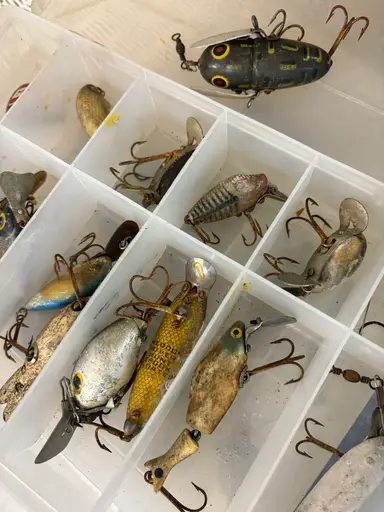 Vintage Antique Wooden Plastic Marked Fishing Lures $5 start 