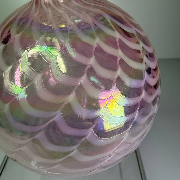 VINTAGE ROYAL LIMITED CRYSTAL PINK SWIRL PERFUME BOTTLE W/HUMMINGBIRD STOPPER